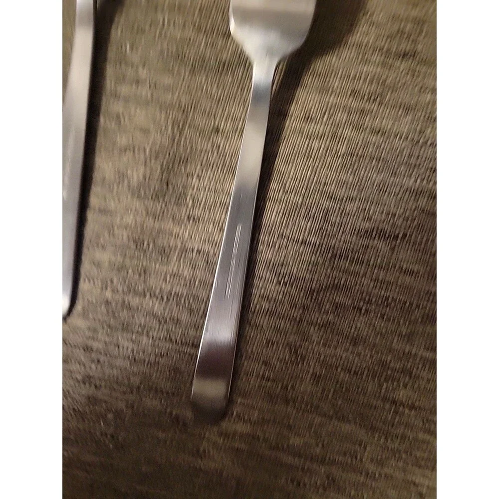 3 - Oneida Baguette Flatware 2 Dinner Forks 1 Tablespoon 18/10 Vietnam